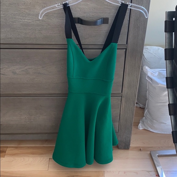 URBAN OUTFITTERS GREEN DRESS - Picture 2 of 3
